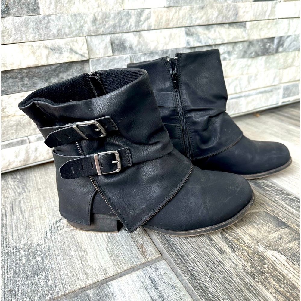 Boho Ankle Booties Buckle Zipper Detail Western Style Black Size 8